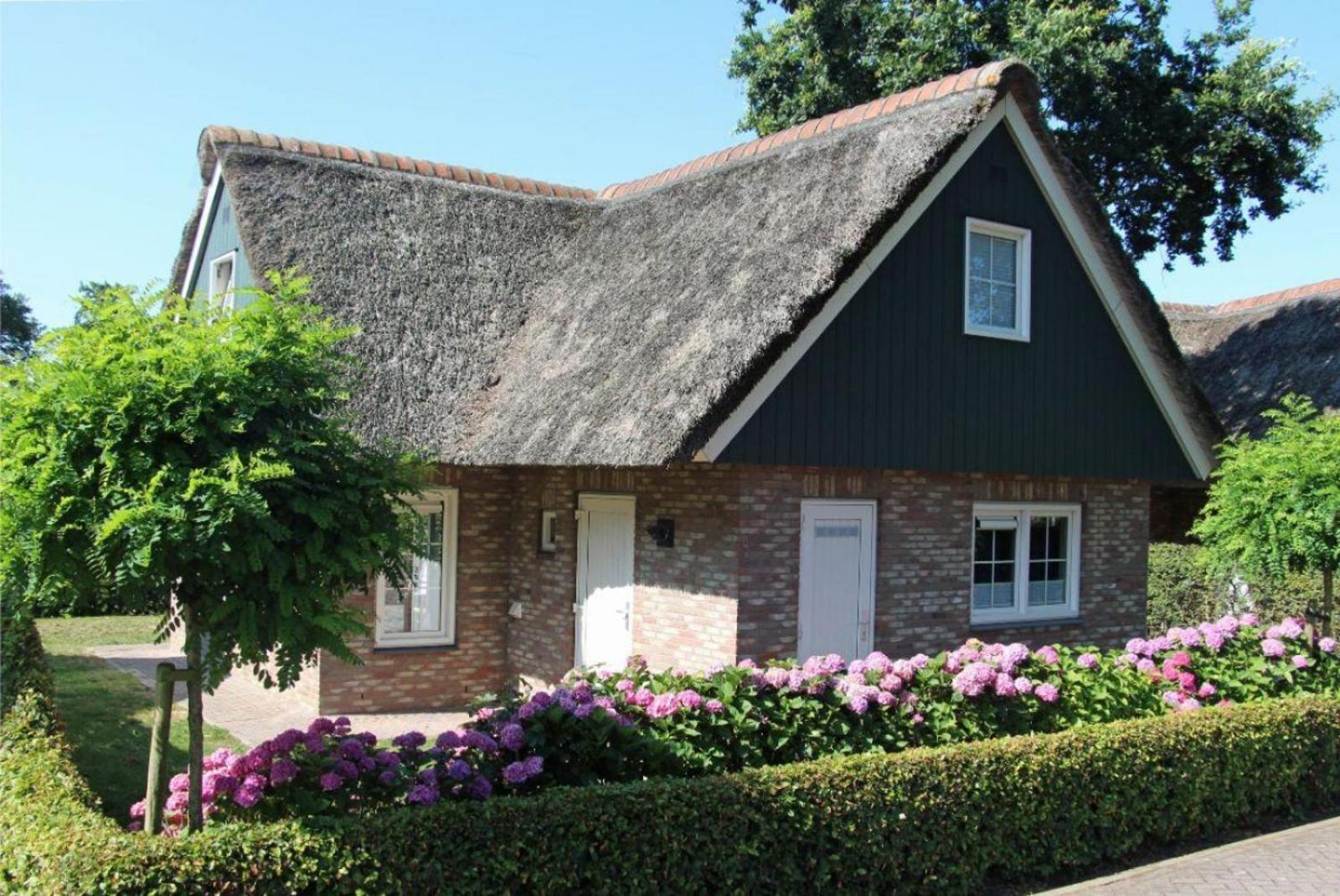 Villa Lachmowe Sint Maartensvlotbrug Buitenkant foto